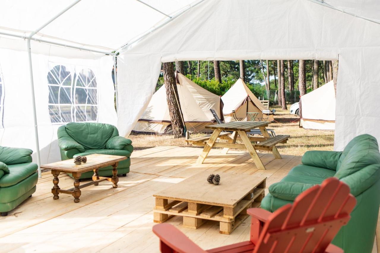 Отель The Spot Surfcamp Бискаррос Экстерьер фото